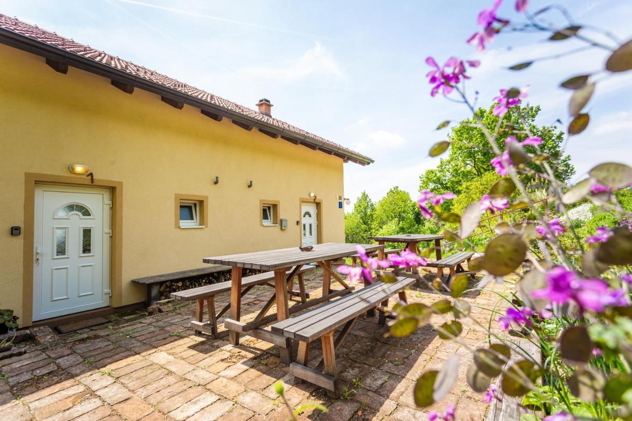 Apartmani Cerovecki Krapina Εξωτερικό φωτογραφία