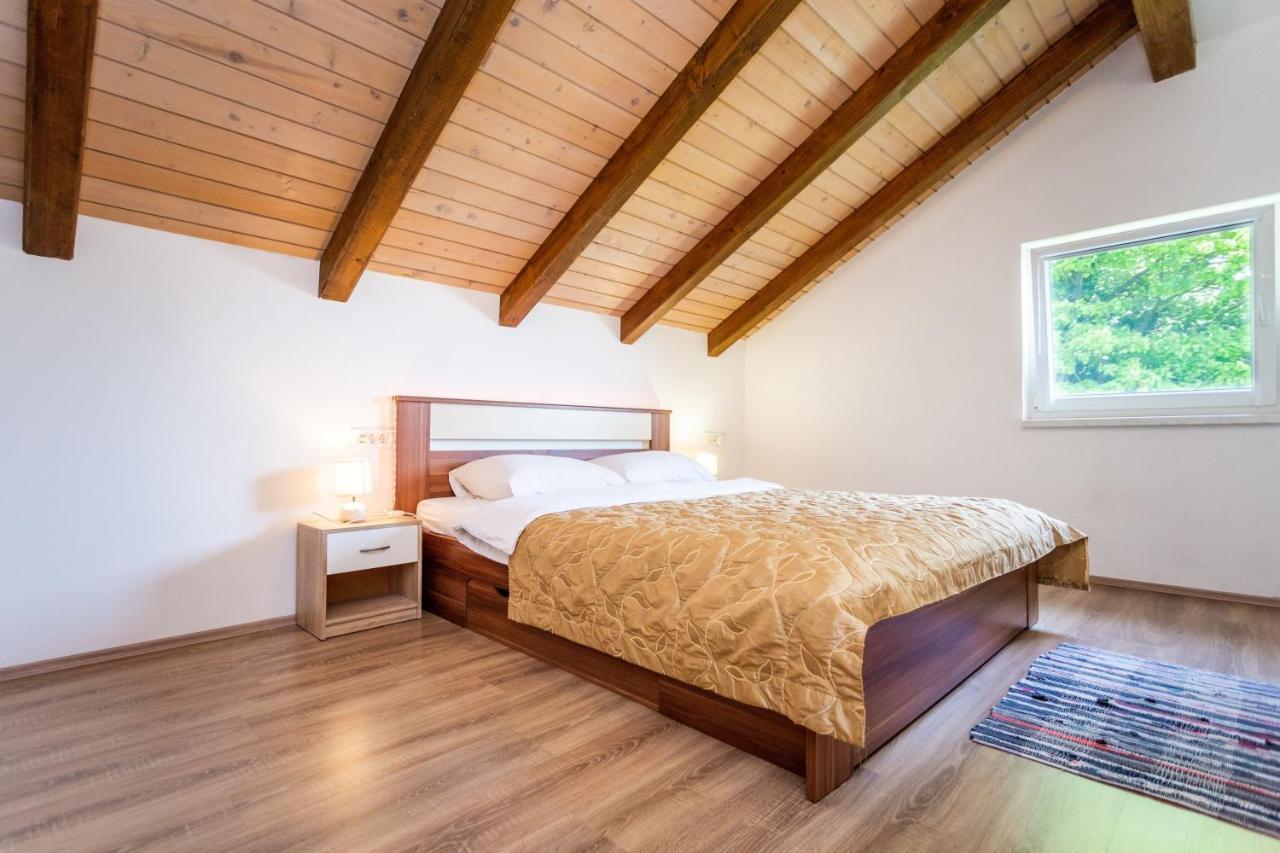 Apartmani Cerovecki Krapina Εξωτερικό φωτογραφία